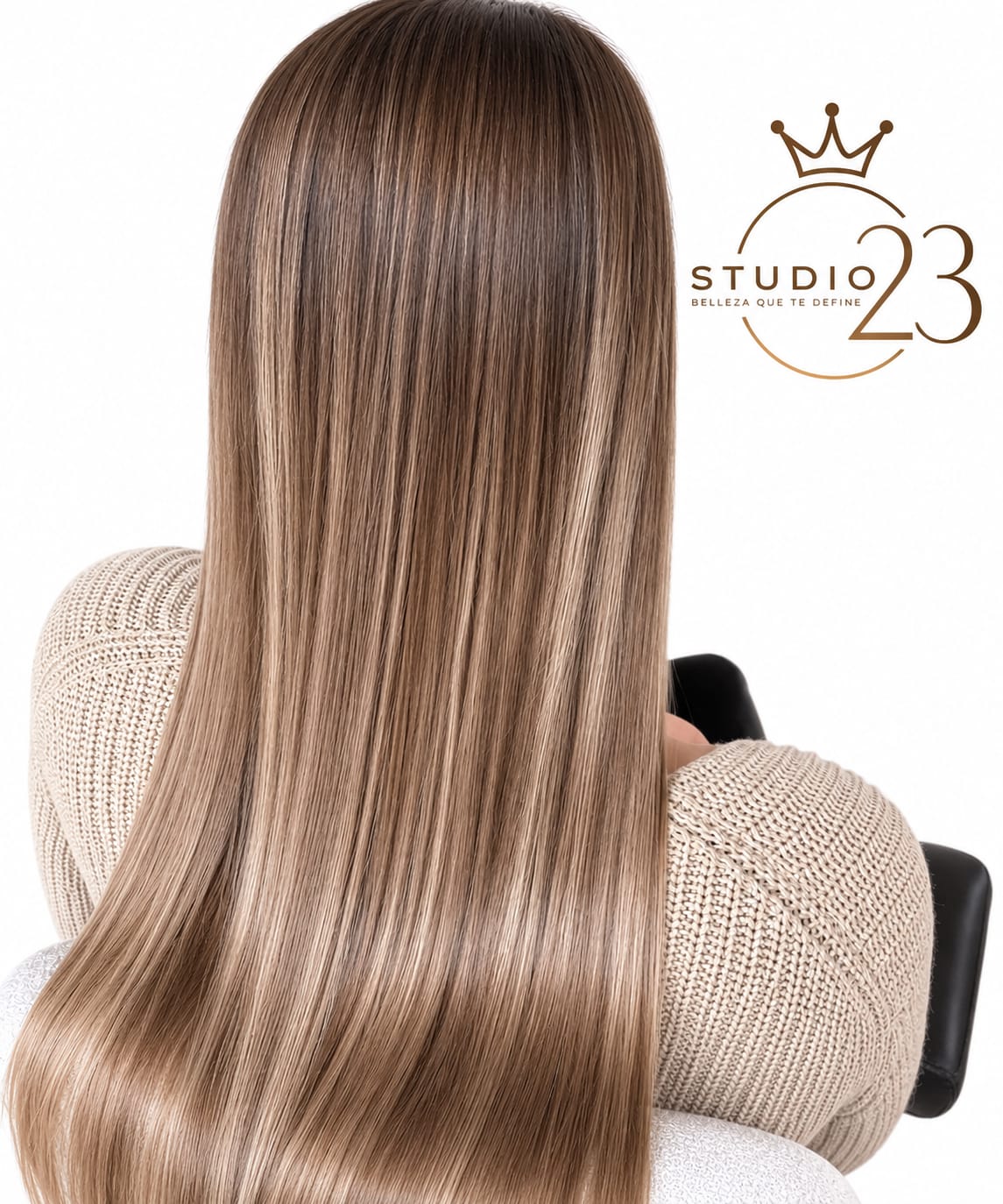 Iluminación estilo balayage en cabello largo